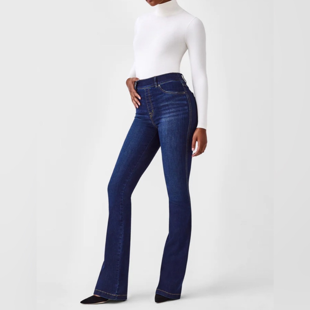 Spanx Flare Jeans Medium Tall - New with Tags